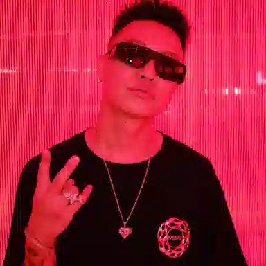 APORRO x BLOW FEVER