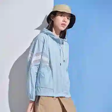 探路者 条纹拼色户外宽松连帽防晒衣 女款