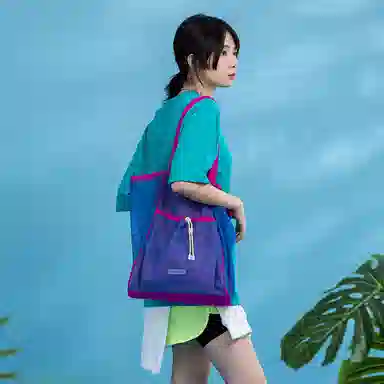 COMBACK noonecan Tote