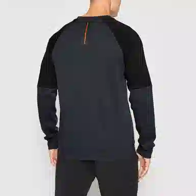 EMPORIO ARMANI Ventus7Logo