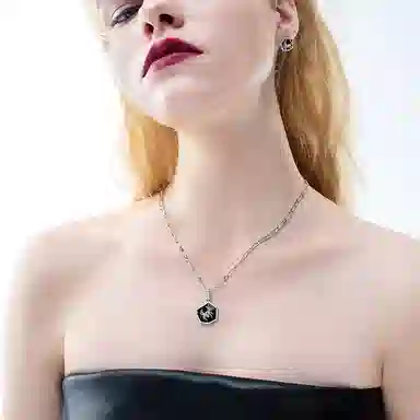 名工 欲念系列蜘蛛项链黑曜石吊坠小众轻奢配饰高级感个性时尚锁骨链礼物