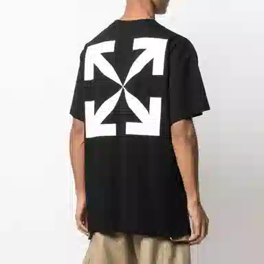 OFF-WHITE T