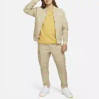 Nike Sportswear Premium Essentials