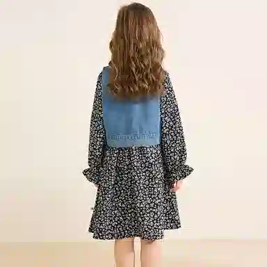 梦特娇 童装 圆领单排扣牛仔马甲碎花长袖连衣裙裙装套装 女童