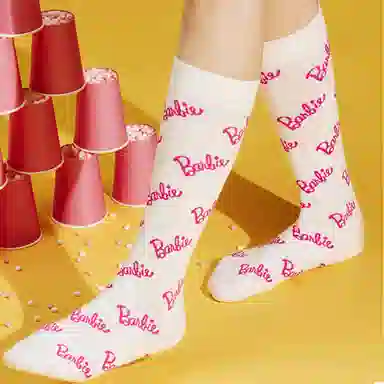 MISS CURIOSITY x Barbie 2