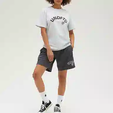 UNDEFEATED SS23 T