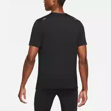 Nike Dri-FIT Rise 365 T