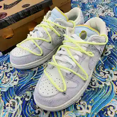 US8ACC yeezy5 The50350V2owSHOELACES