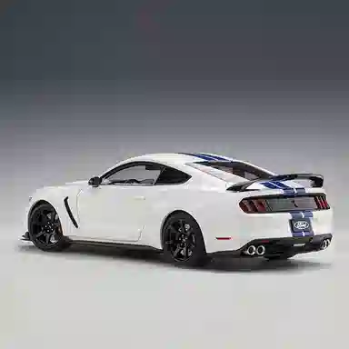 AUTOart 118 GT-350R