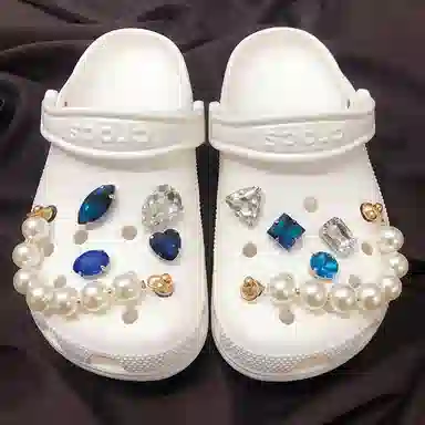 US8ACC DIYcrocs