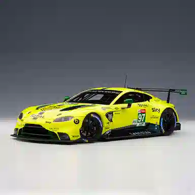 AUTOart 118 VANTAGE GTE LE MANS