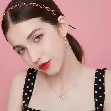 Glam Everins