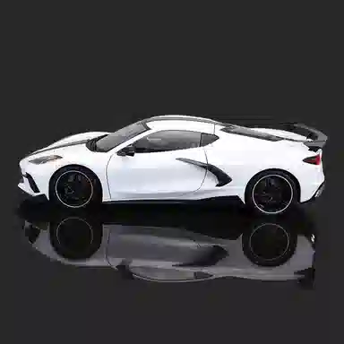 Maisto 118 CHEVROLET C8 Stingray Coupe