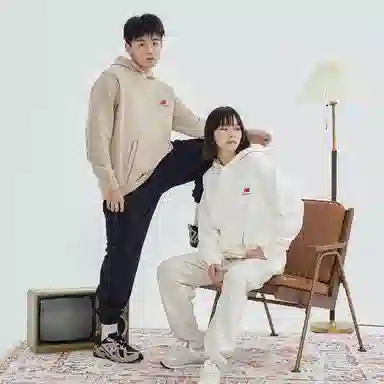 New Balance CNY Logo