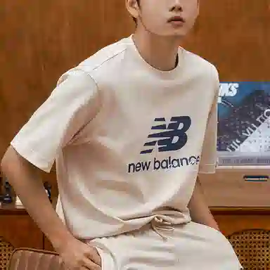 New Balance Letter Logo Crew Neck T-Shirt Ivory