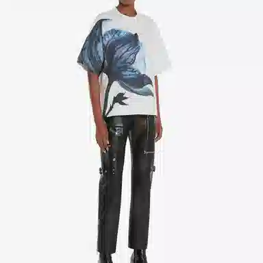 Alexander McQueen T
