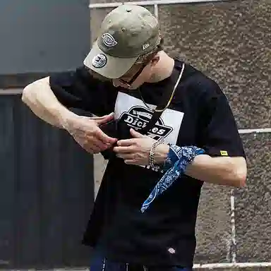 Dickies x New Era LogoT