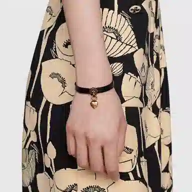 GUCCI logo
