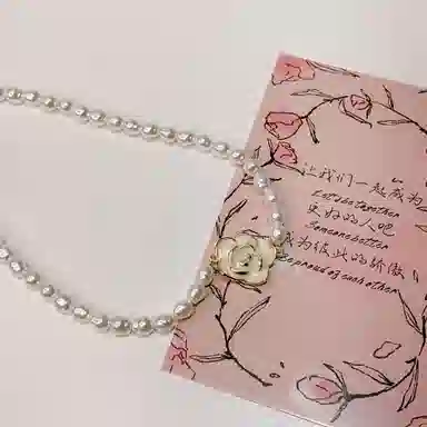 NGNATURAL GEMS choker