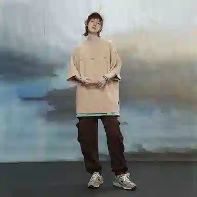 UNVESNO SS21 T