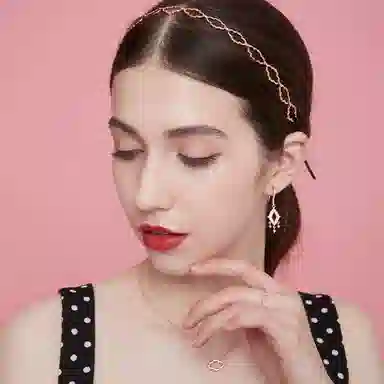 Glam Everins