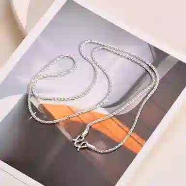 990