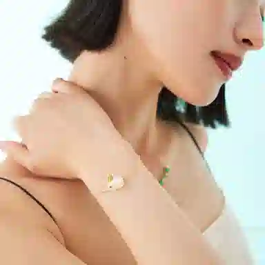 S925
