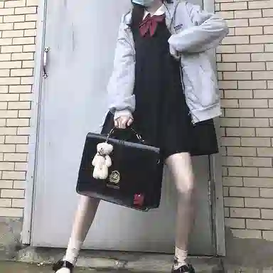 东鲸岁时记 圆领褶皱刺绣无袖连衣裙 女款