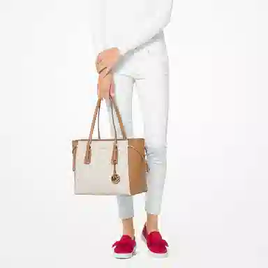 MICHAEL KORS Voyager