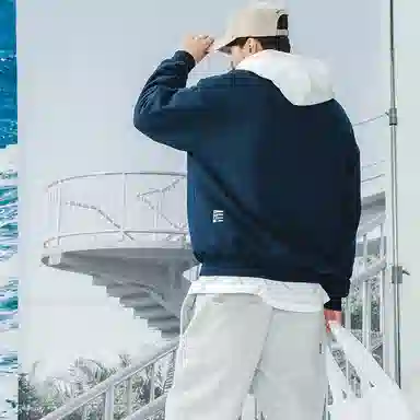 Nautica Logo
