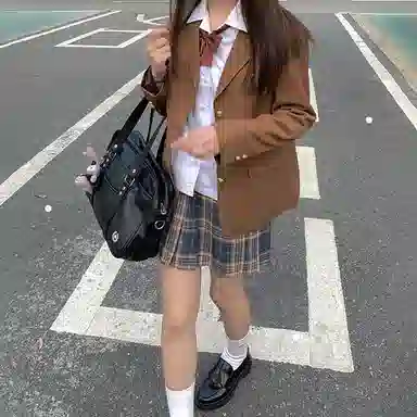 东鲸岁时记 纯色单排扣翻领休闲 布朗茶茶西装 女款