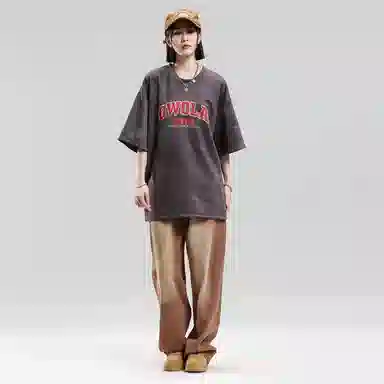 Gwola Retro Logo T-Shirt