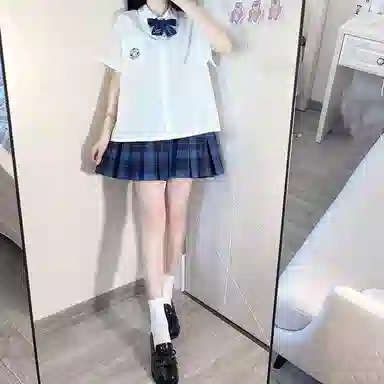 东鲸岁时记 卡通动物图案翻领纯色内搭短袖衬衫 女款 白色