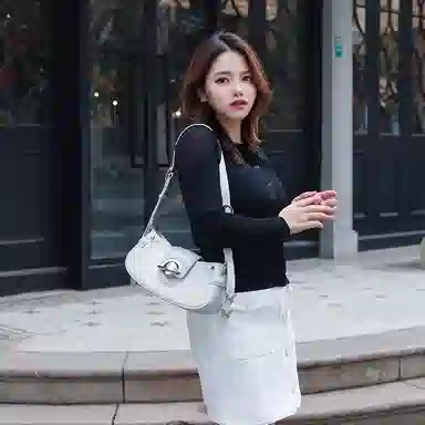 JELLYTOYBOY JTB Moon Bag Black/Iridiscent White