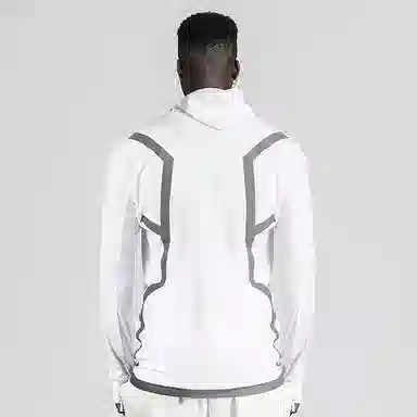 NORVINCY T