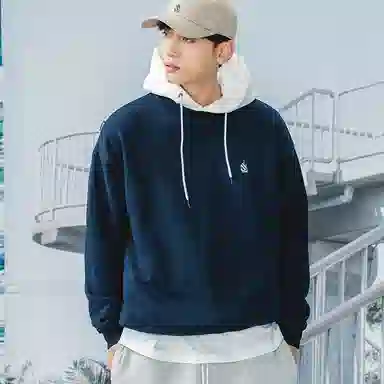 Nautica Logo