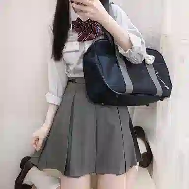 东鲸岁时记 八箱箱褶裙纯色褶皱短款半身裙