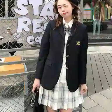 东鲸岁时记 格纹百褶高腰半身裙 女款