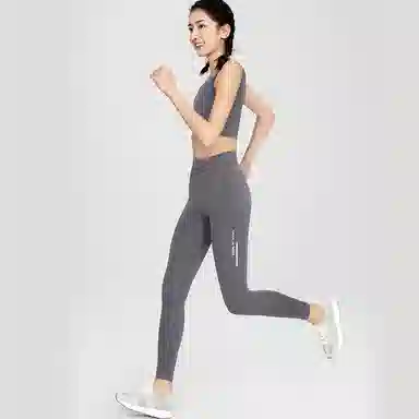 MOLY VIVI 2024