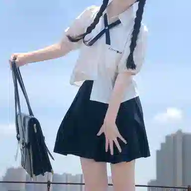 Jiutiao Miao Logo Embroidered Short Sleeve Shirt