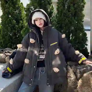 13 DEMARZO Shaking Light Plush Down Jacket