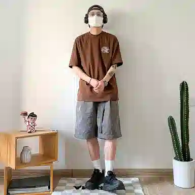 VIP Towel Embroidery Crewneck Tee