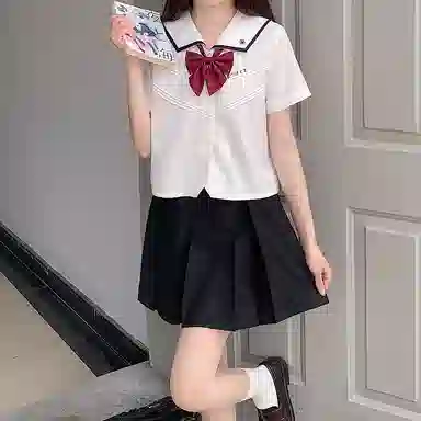 东鲸岁时记 八箱箱褶裙纯色褶皱短款半身裙