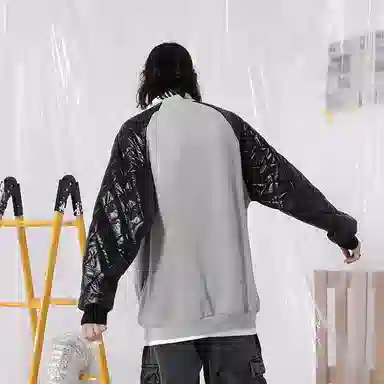 XXGOGO Butterfly Quilted Sweatshirt