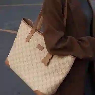 NUCELLE PVC Tote