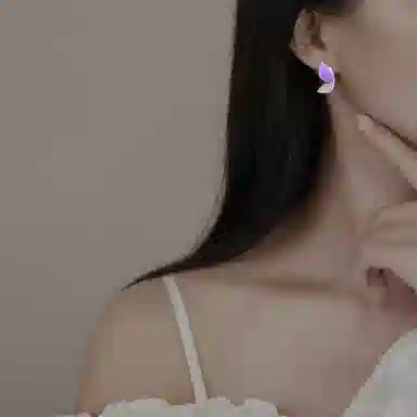 S925