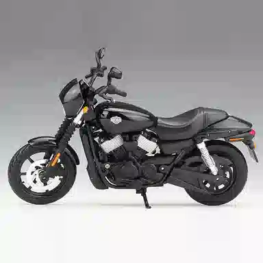 Maisto 112 2015 Street 750