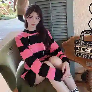 东鲸岁时记 条纹套头宽松撞色针织衫 女款 黑粉色