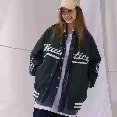 nautica white sail Logo