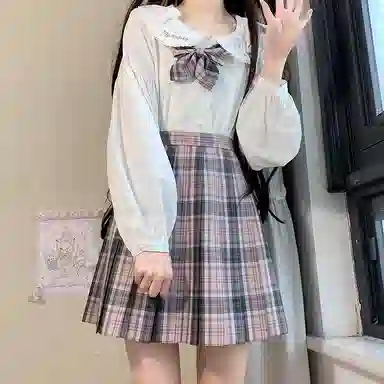 东鲸岁时记 日系格纹百褶半身裙 女款